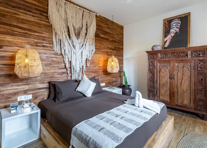 Spacious 7br Amaya & Gaia-umalas Villa *