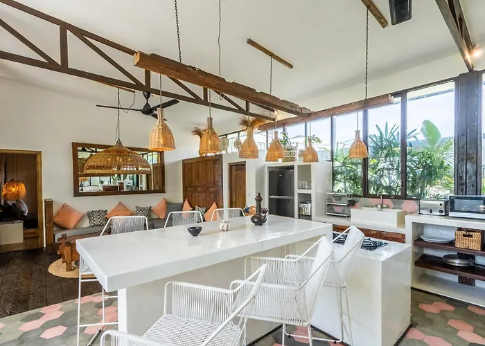 Spacious 7br Amaya & Gaia-umalas Seminyak (Bali)