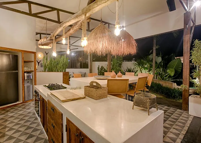 Spacious 7br Amaya & Gaia-umalas Villa Seminyak (Bali)