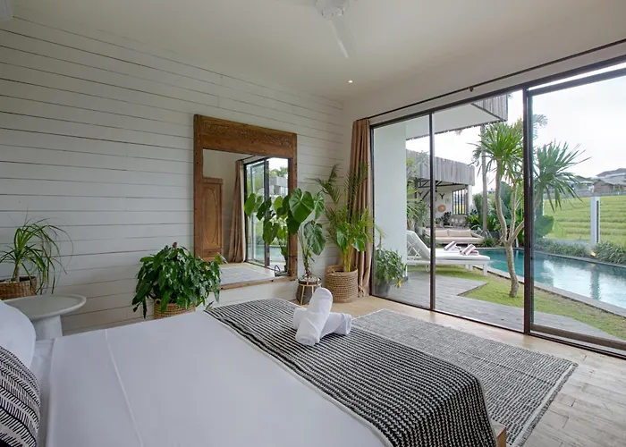 Spacious 7br Amaya & Gaia-umalas Villa Seminyak (Bali)